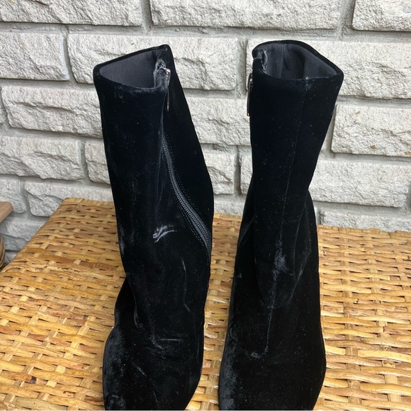 Ralph Lauren Bridgett Velvet Ankle Booties - Picture 3 of 9